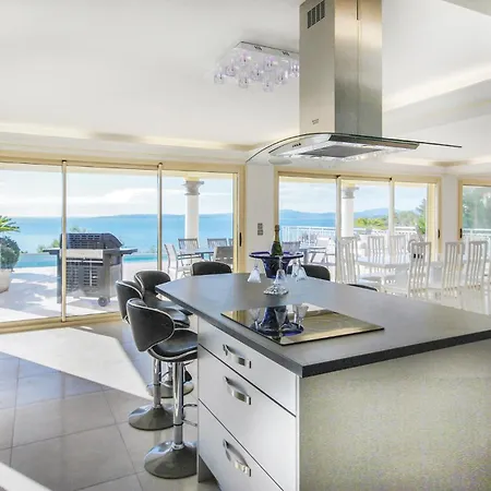 Holiday home Beautiful In